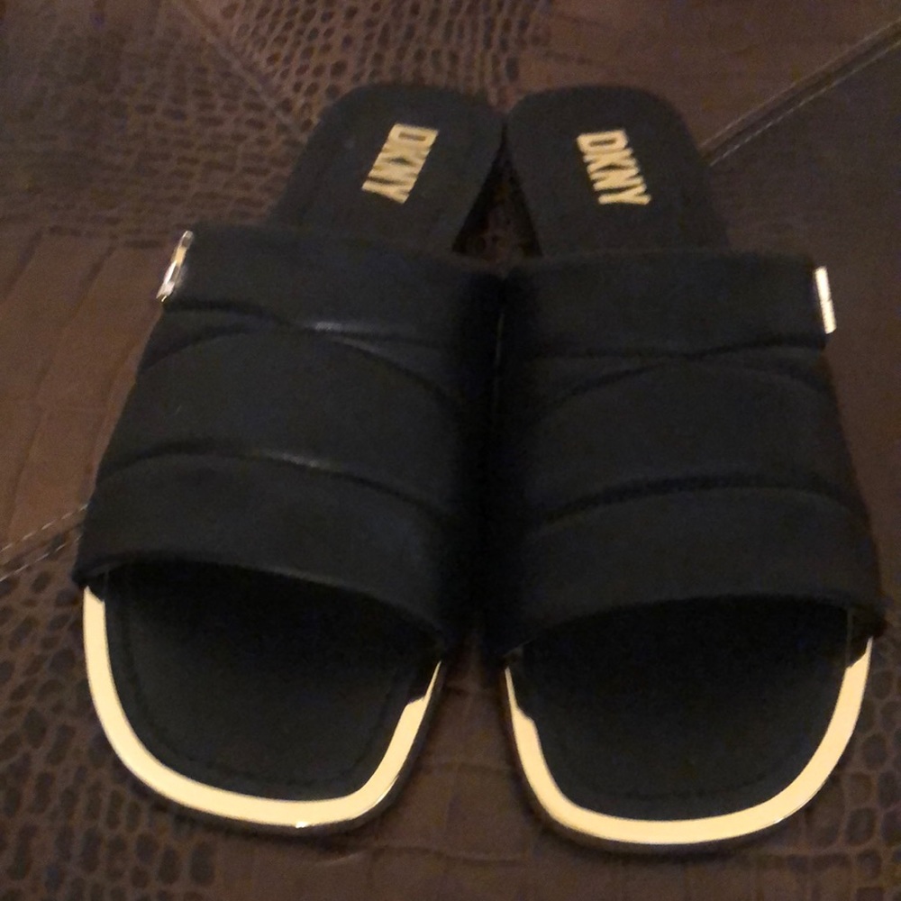 Really cute black&gols slides brand new never been worn